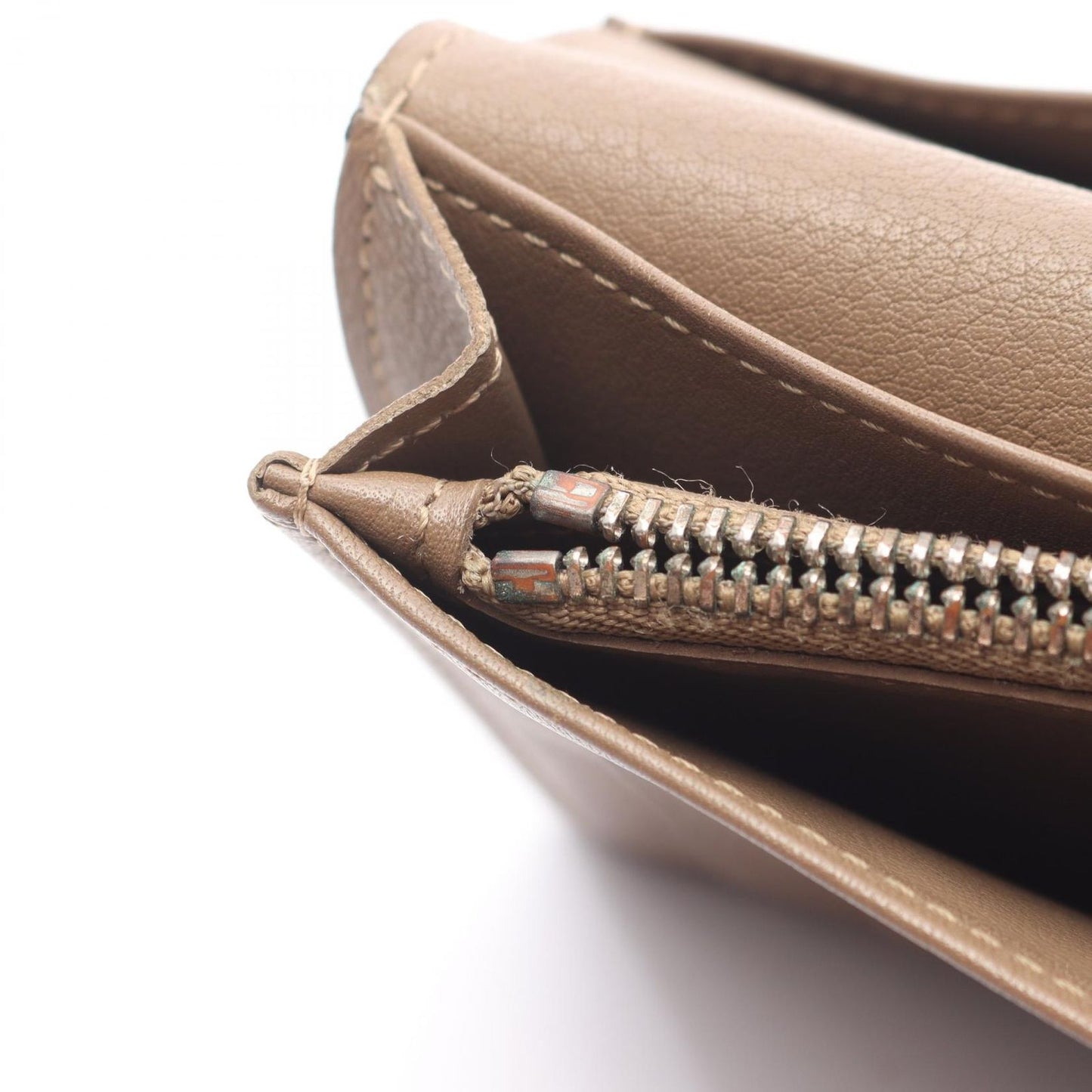 Louis Vuitton Portefeuille Brazza Wallet in Avane - Timeless Elegance