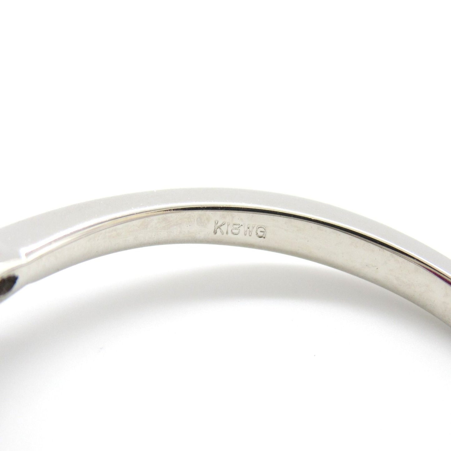 Exquisite Ruby and Diamond Ring in 18K White Gold