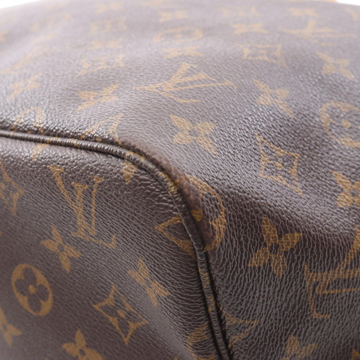 Louis Vuitton Neverfull GM Monogram Tote - Timeless Elegance