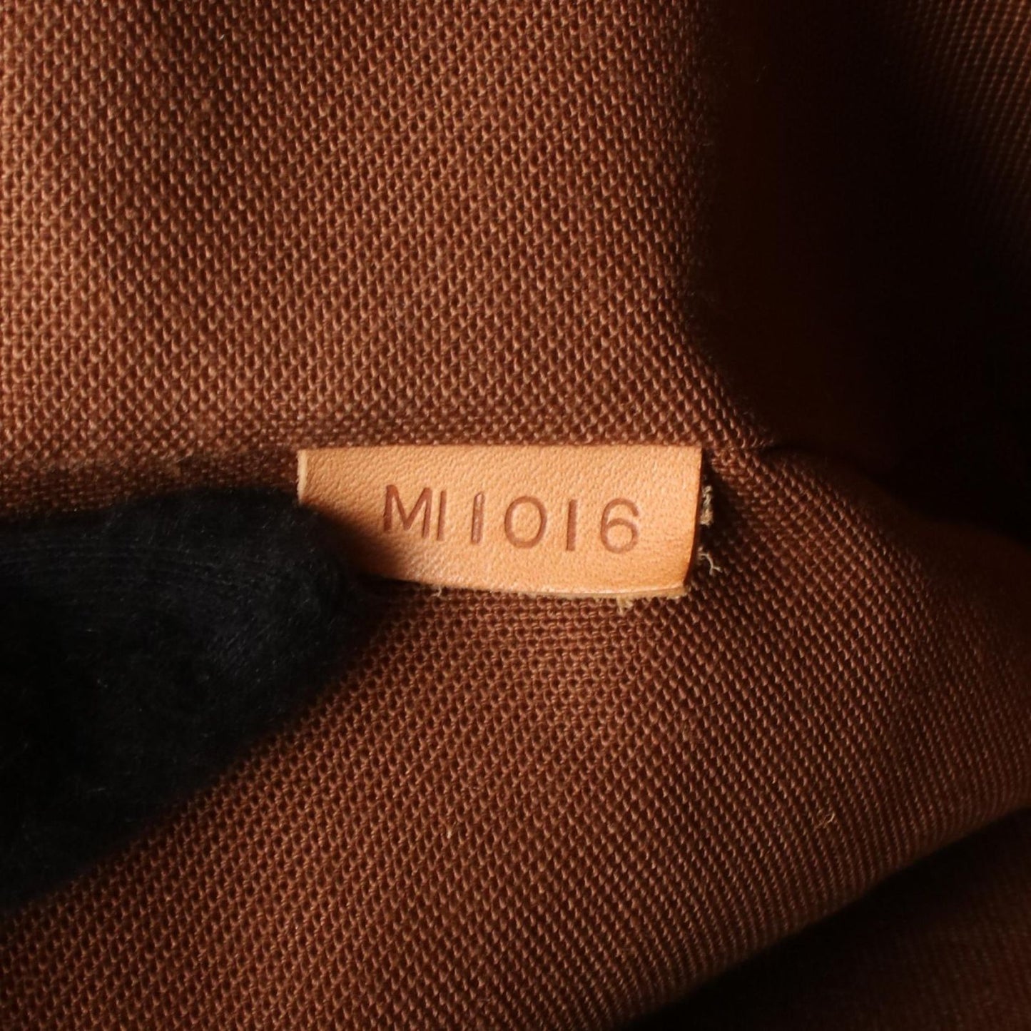 Louis Vuitton Messenger PM Bosphore Shoulder Bag - Timeless Elegance