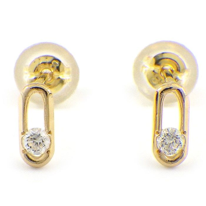 Elegant Oval Link Diamond Earrings in 18K Yellow Gold