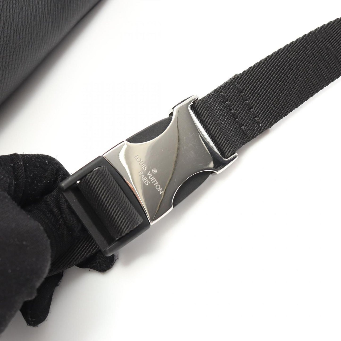 Louis Vuitton Taiga Noir Bum Bag - Timeless Outdoor Elegance