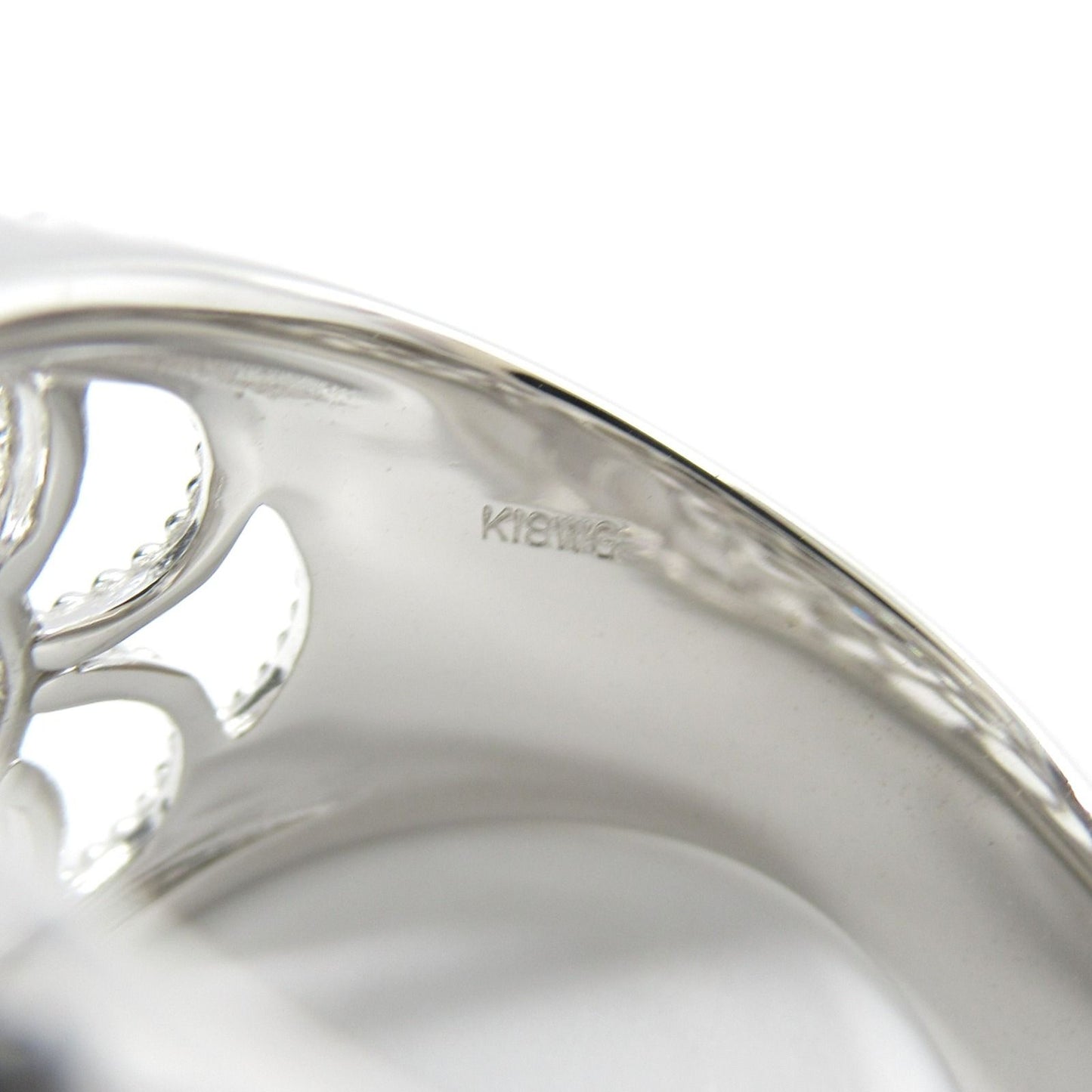 Exquisite K18WG Diamond Ring - Timeless Elegance