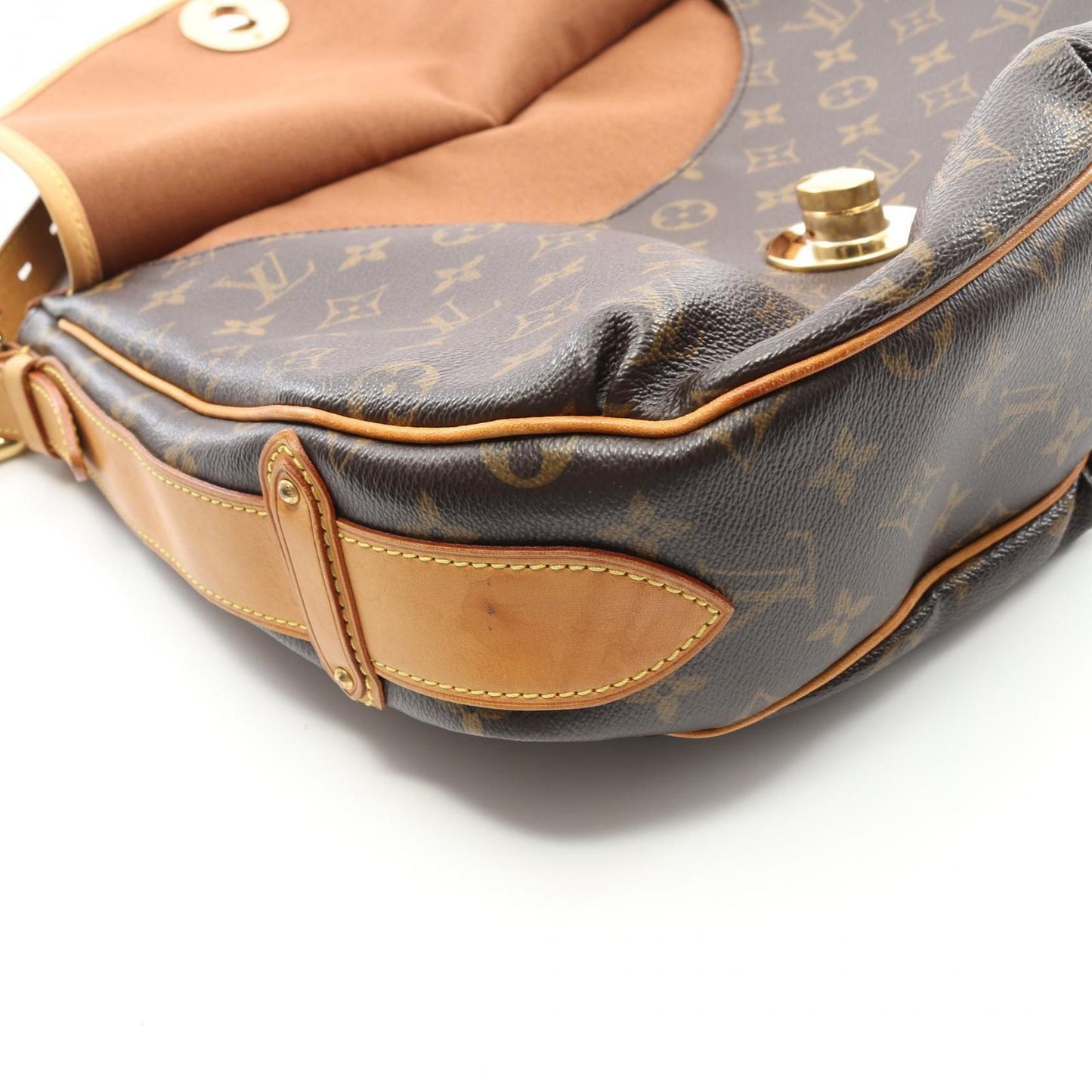 Louis Vuitton Trouville GM Shoulder Bag - Timeless Elegance