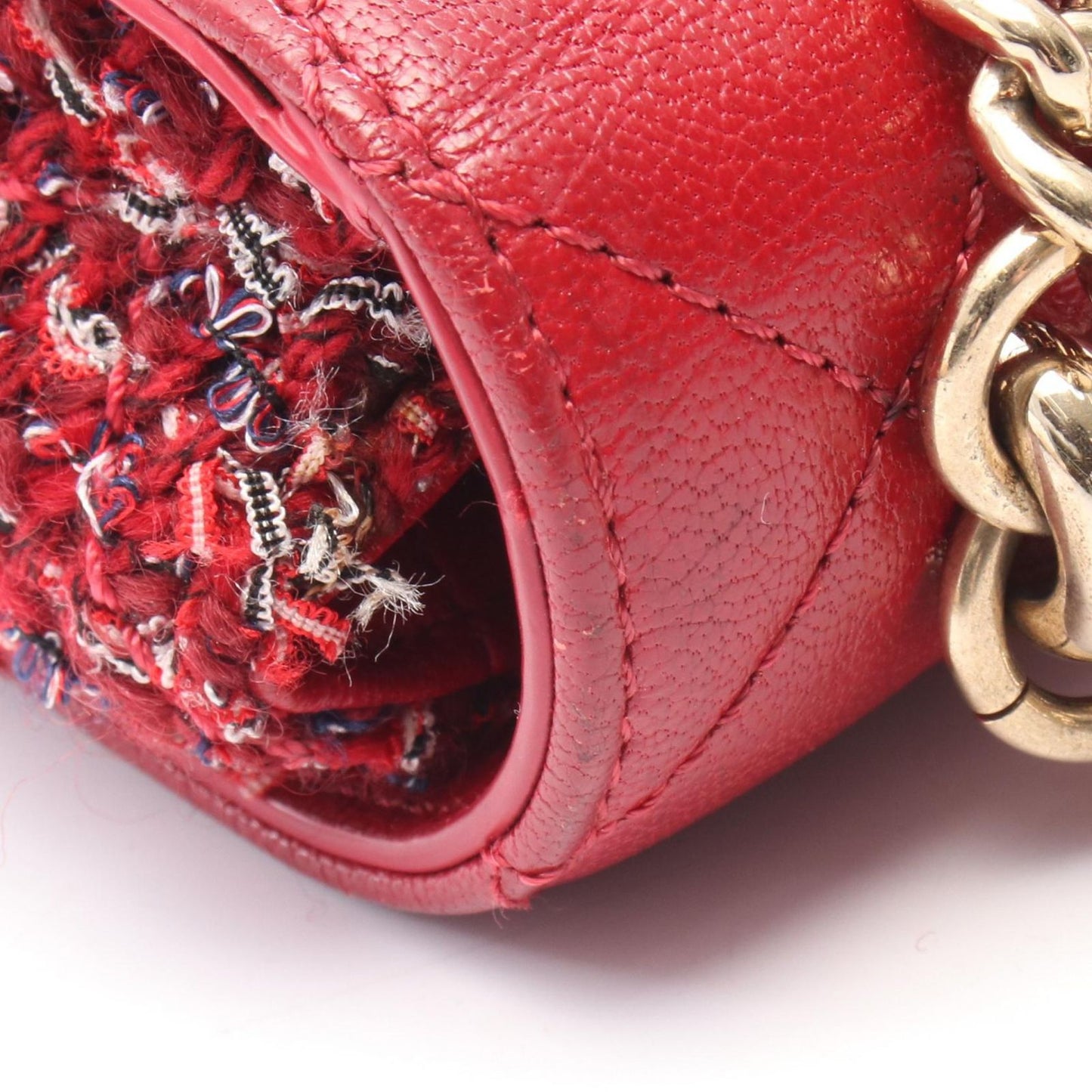 CHANEL Matelassé Mini Shoulder Bag in Red Leather & Fabric