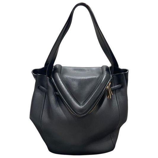 Bottega Veneta Black Leather One-Shoulder Bag - Timeless Elegance