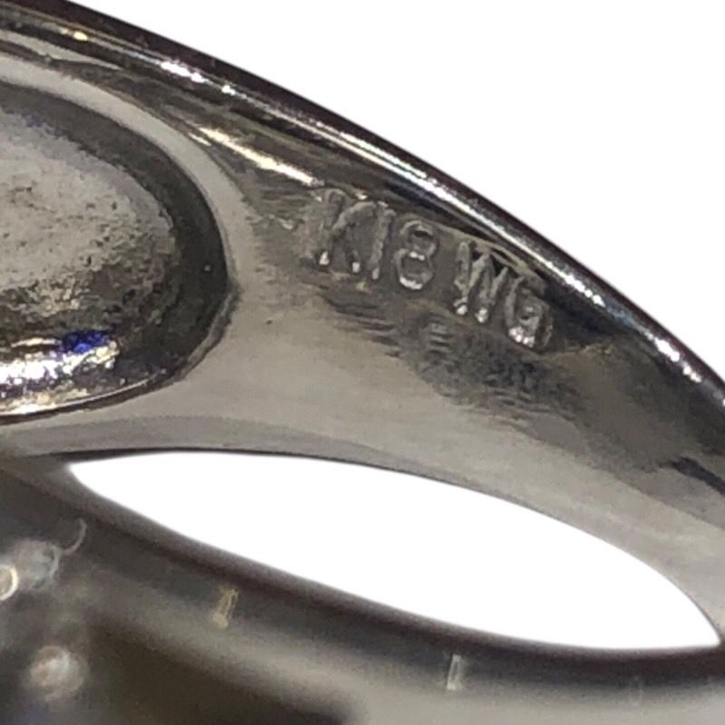 Exquisite K18WG Pearl Ring with Sapphire and Diamond Accents