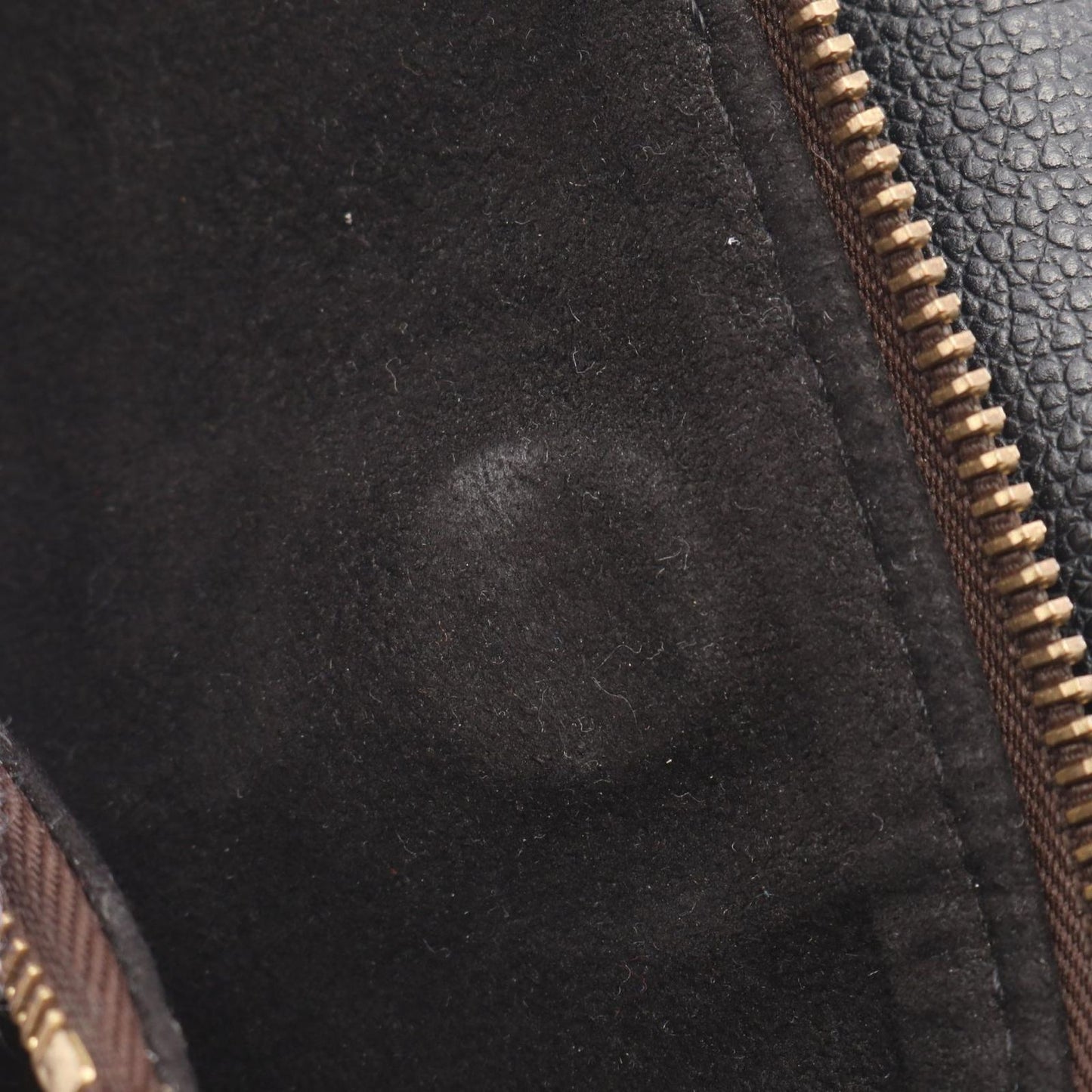 Louis Vuitton Twice Shoulder Bag - Timeless Elegance in Noir