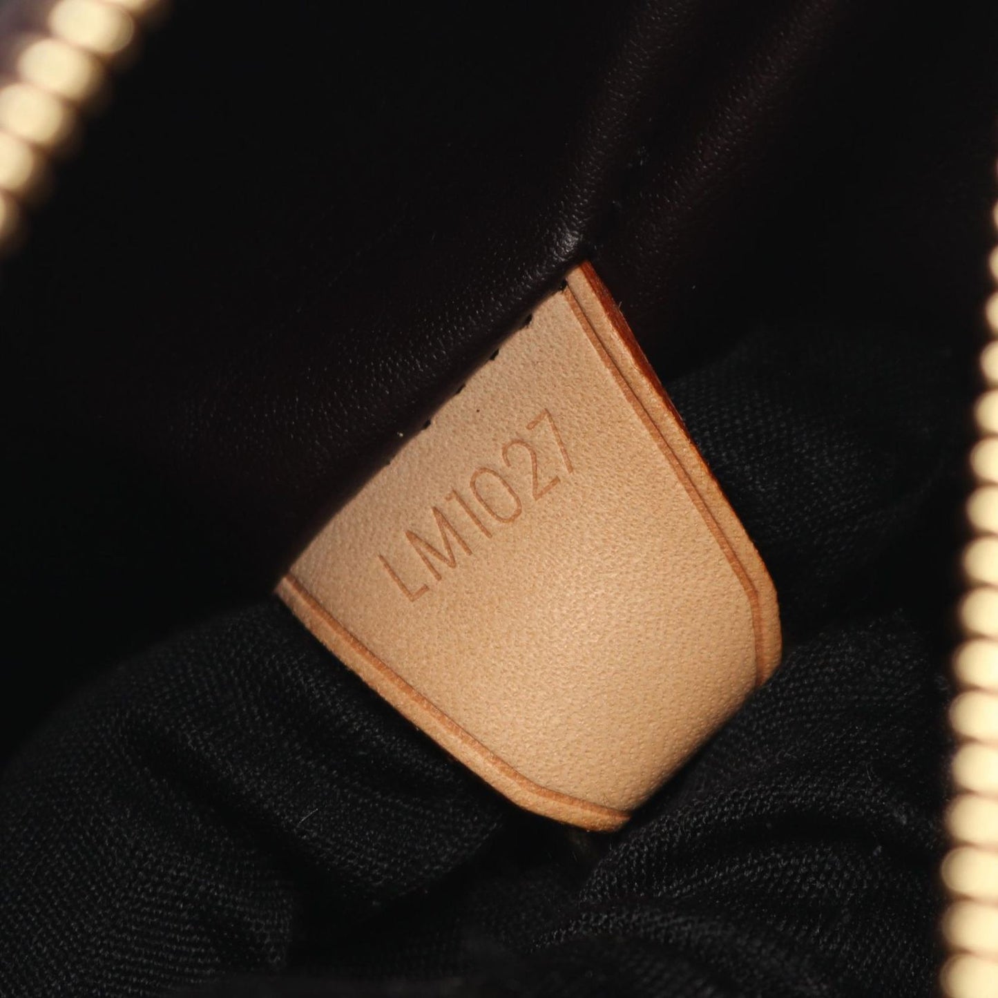 Louis Vuitton Houston Handbag in Amarante Vernis Leather