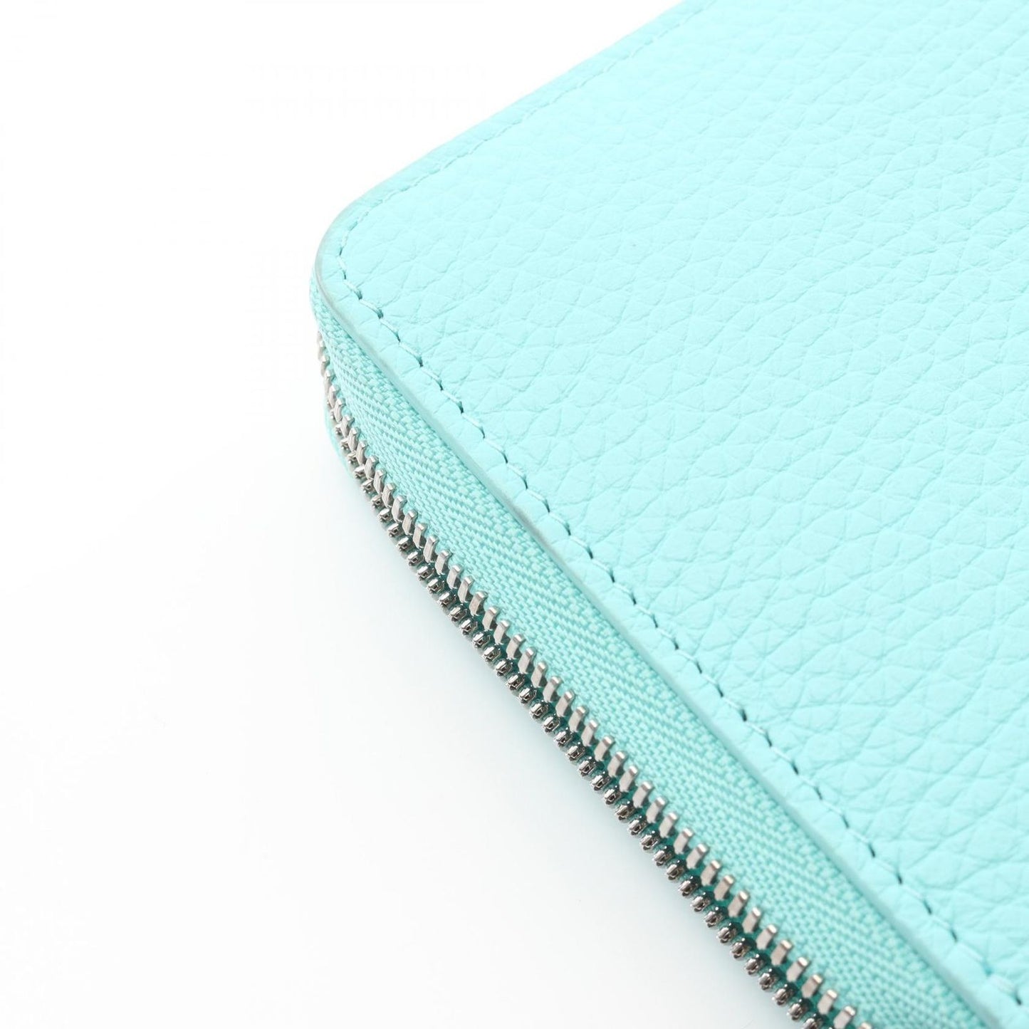 TIFFANY & CO. Return to Tiffany Round Long Wallet in Tiffany Blue