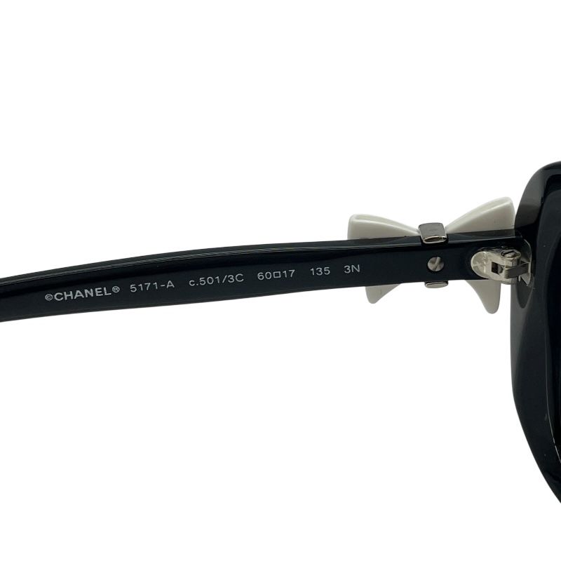 CHANEL 5171-A Black Side Ribbon Sunglasses - Timeless Elegance