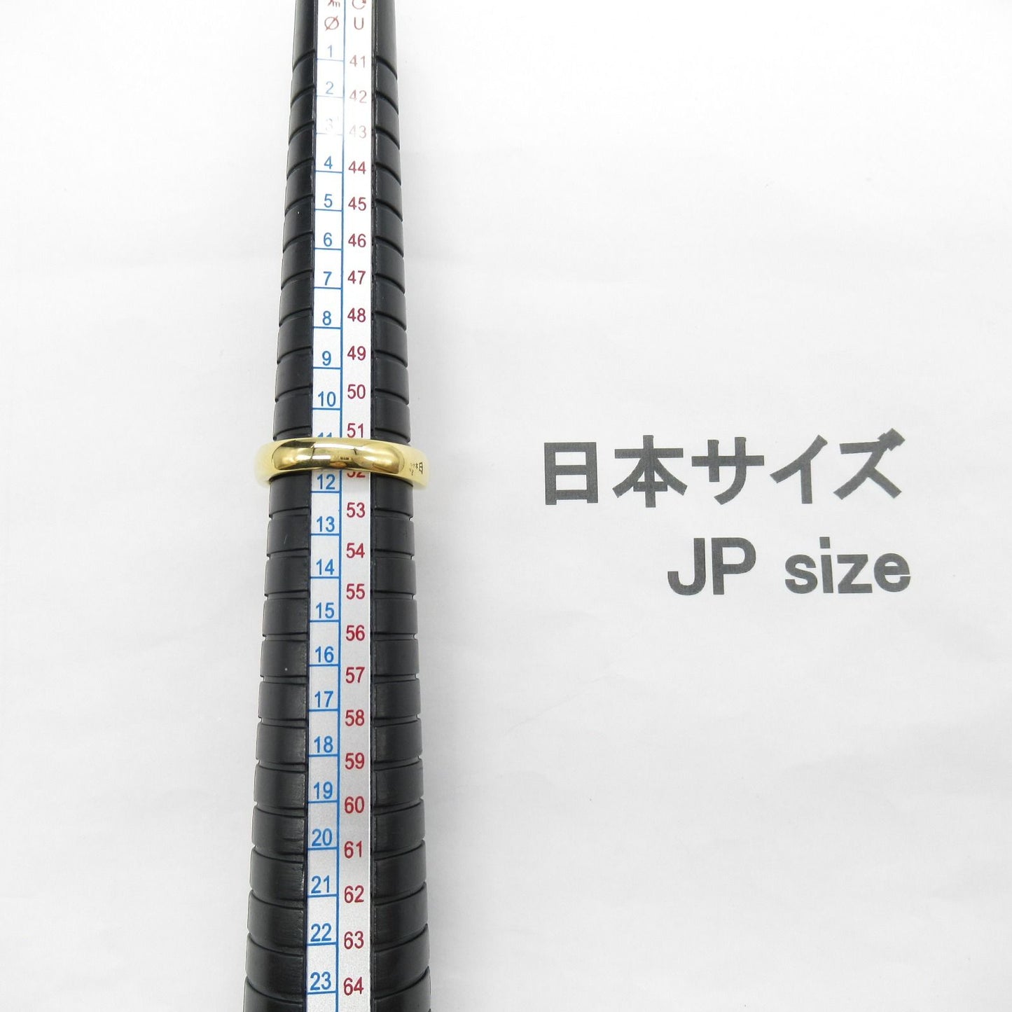 Exquisite K18 Yellow Gold Diamond Ring - Timeless Elegance