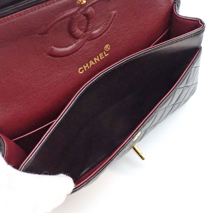 Chanel Classic Matelassé 25 Shoulder Bag - 1997 Edition