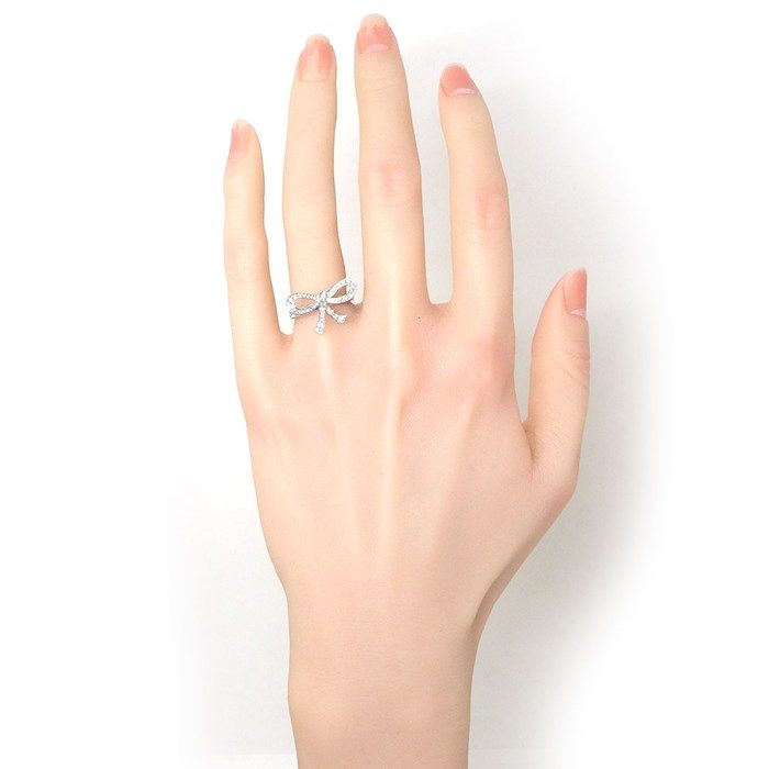 Graff Tilda's Bow Mini Ring with Diamonds in 18K White Gold