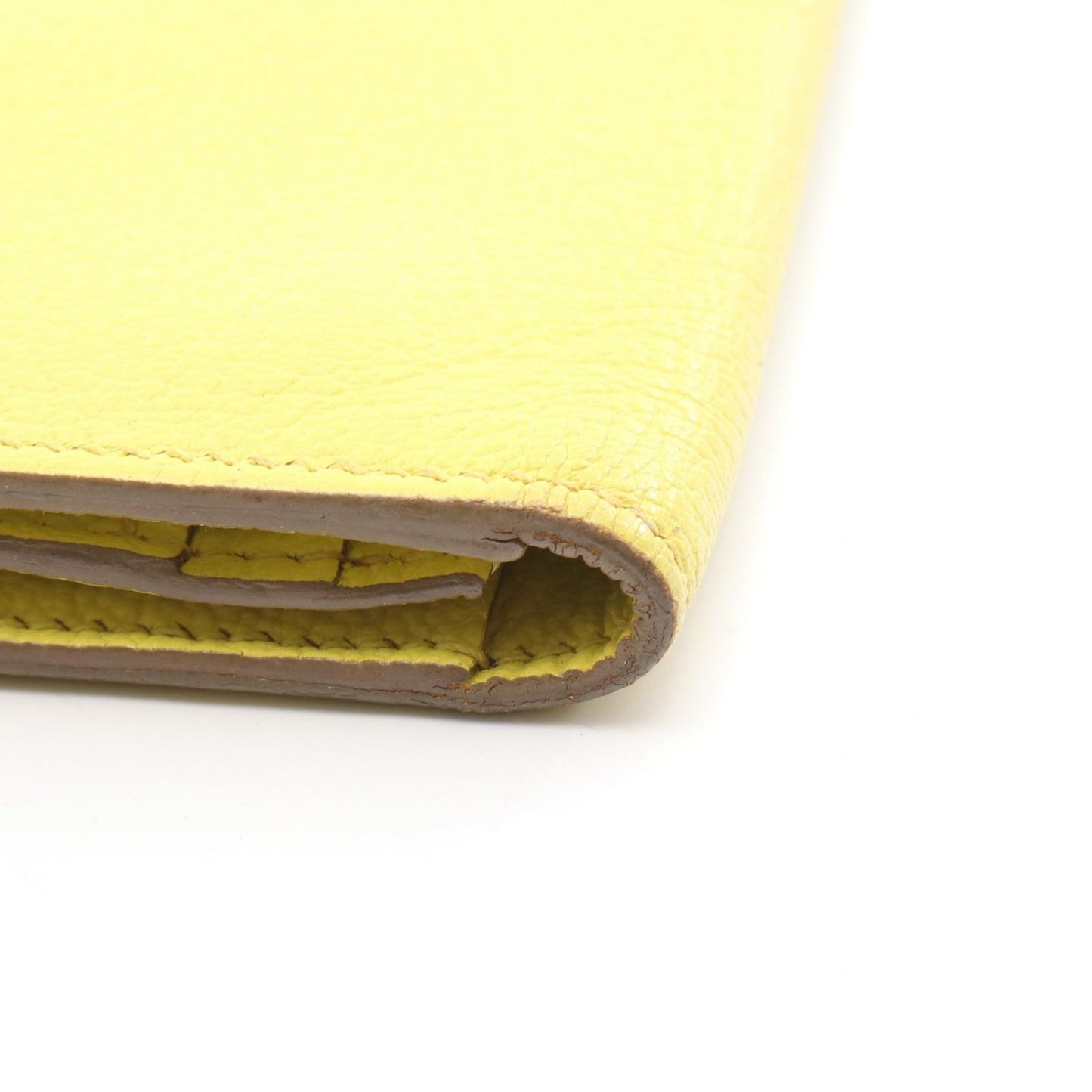 HERMES Lime Leather Bearn Wallet - Exquisite Craftsmanship