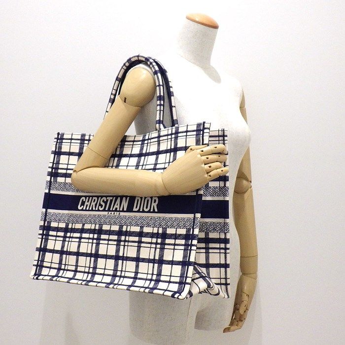 Dior Large Book Tote Bag in Ivory & Navy Canvas - Exquisite Craftsmanship