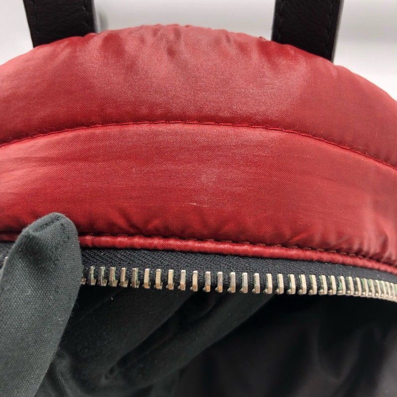 Moncler Kilia Small Shoulder Bag - Red Nylon - Unisex Elegance