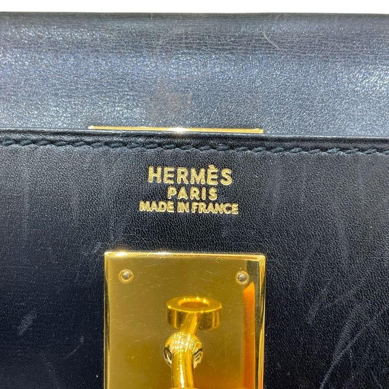 HERMES Kelly 32 Black Box Calf Handbag with Gold Hardware