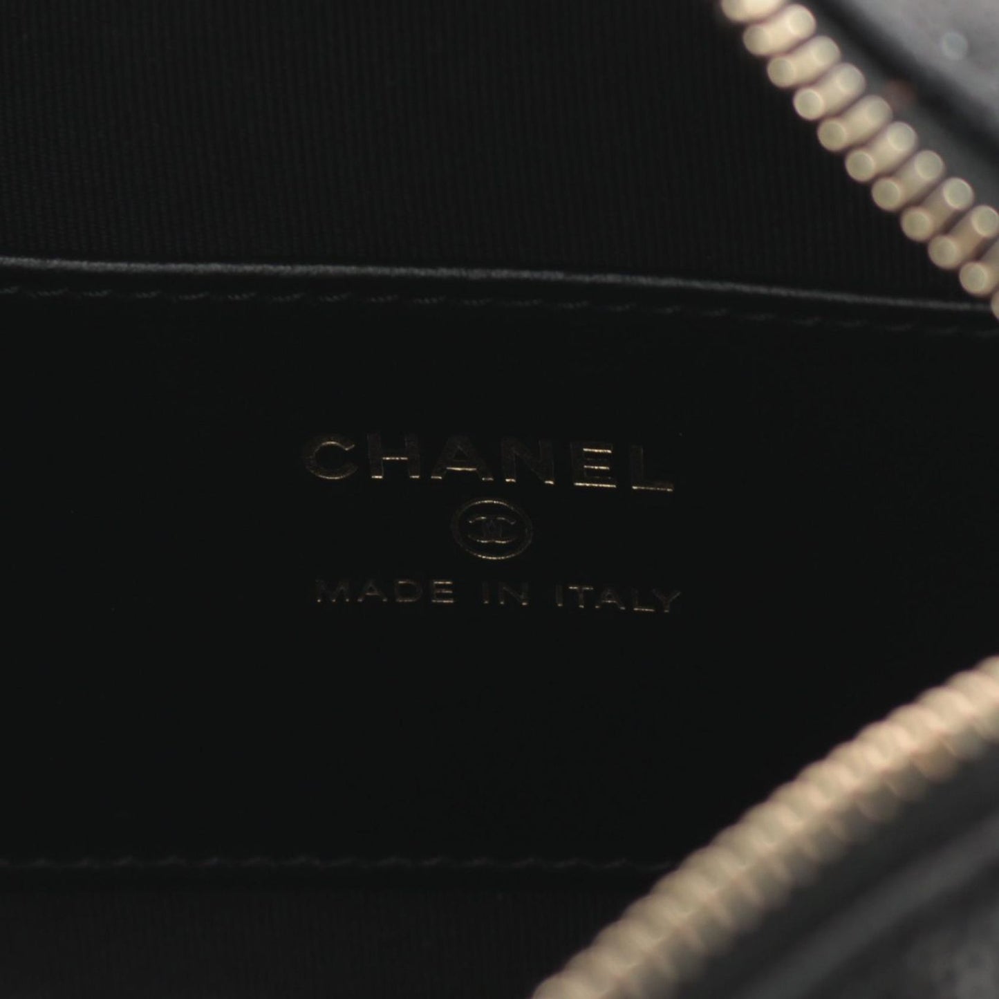 CHANEL Matelassé Handbag AP3943 in Black Calfskin - Timeless Elegance