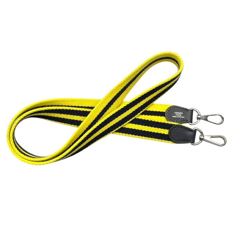 HERMES Évelyne TPM A刻 Black Leather Shoulder Bag for Women