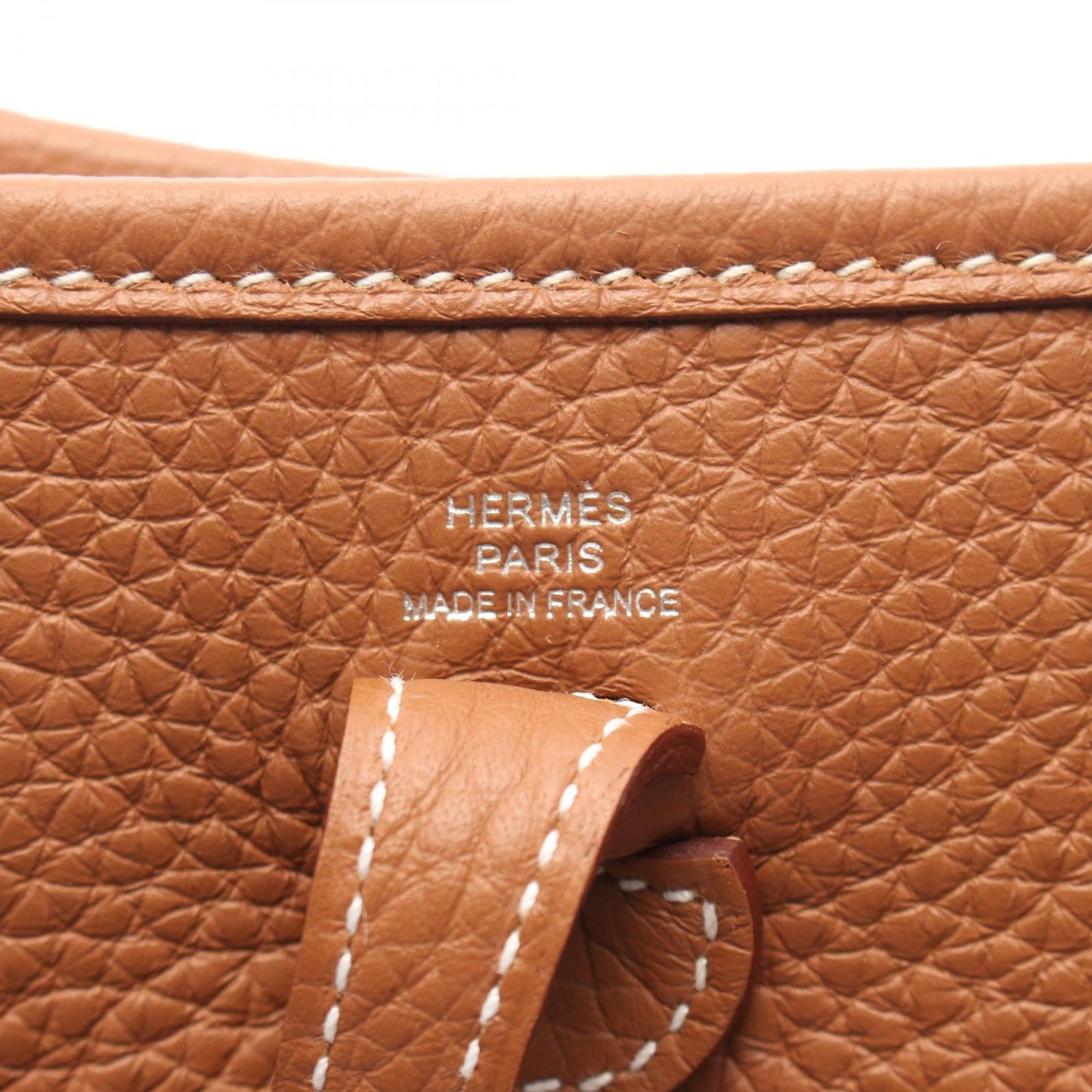 HERMES Evelyne TPM Shoulder Bag in Gold Leather - Unused Luxury