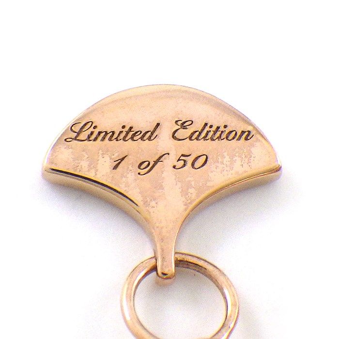 Graff Butterfly Necklace - Limited Edition K18PG Diamond Elegance