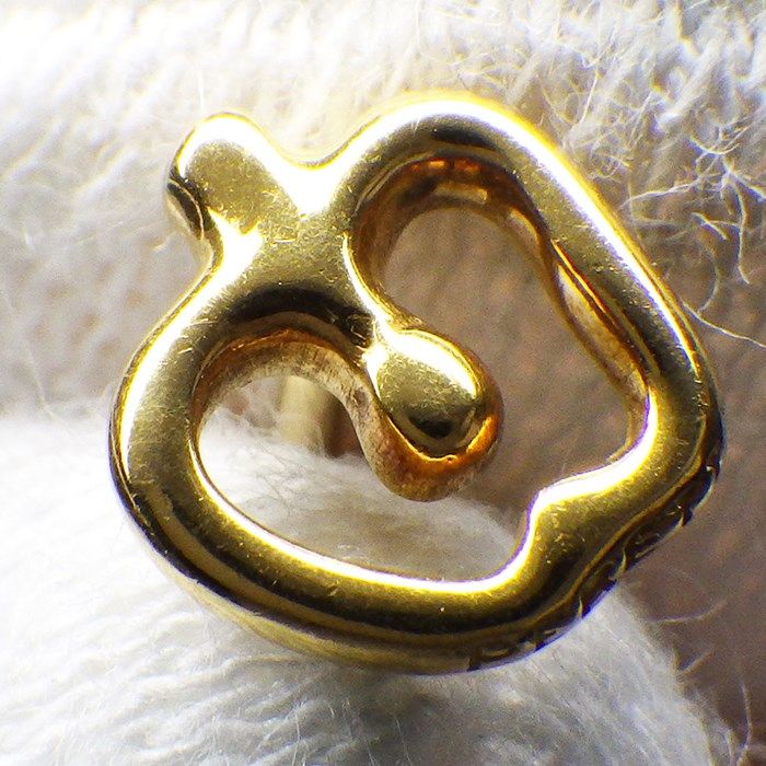 Tiffany & Co. Apple Earrings in K18 Yellow Gold - Exquisite Craftsmanship