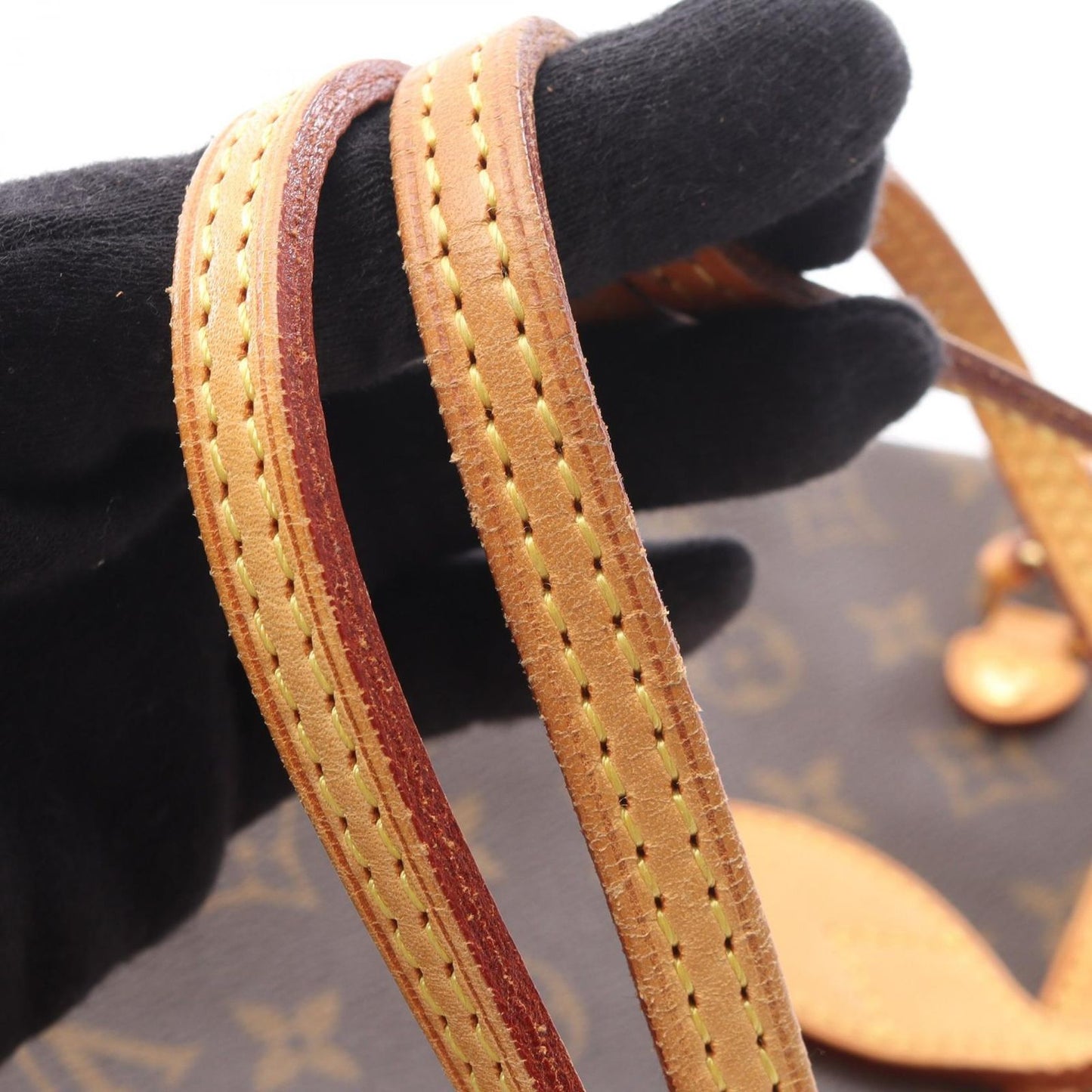 Louis Vuitton Neverfull PM Tote Bag - Timeless Elegance