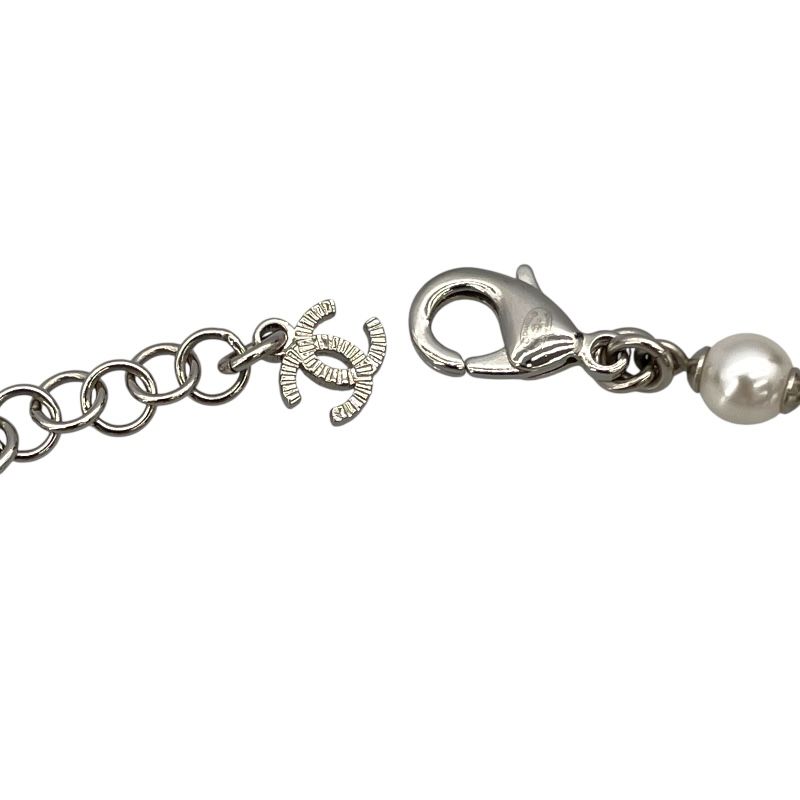 CHANEL Coco Mark Necklace in Silver Metal & Pearl - Exquisite Elegance