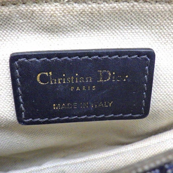 Dior Saddle Mini Oblique Handbag in Navy & Beige - Exquisite Craftsmanship