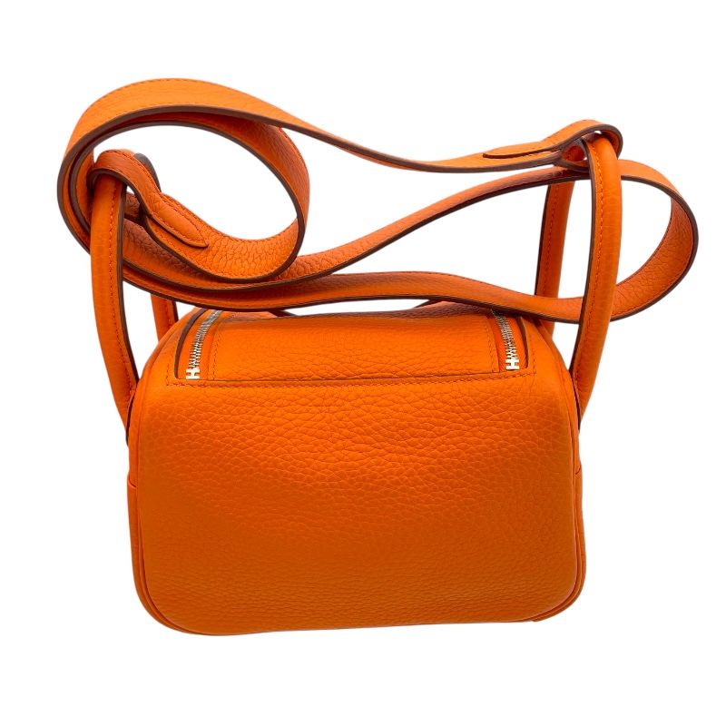 HERMES Lindy Mini Black with Gold Hardware - Timeless Elegance