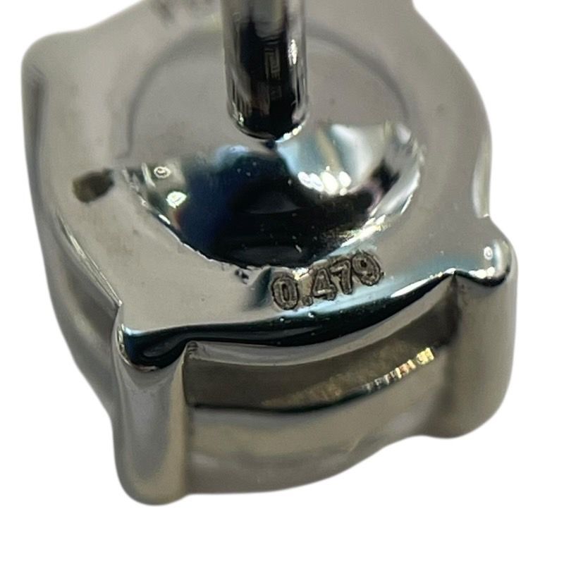 Exquisite Diamond Earrings in Platinum - 0.973ct Total Weight