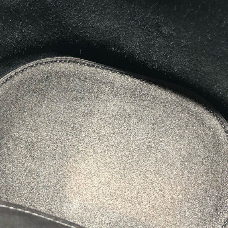 HERMES In The Loop Black & Silver Hardware Handbag - Timeless Elegance