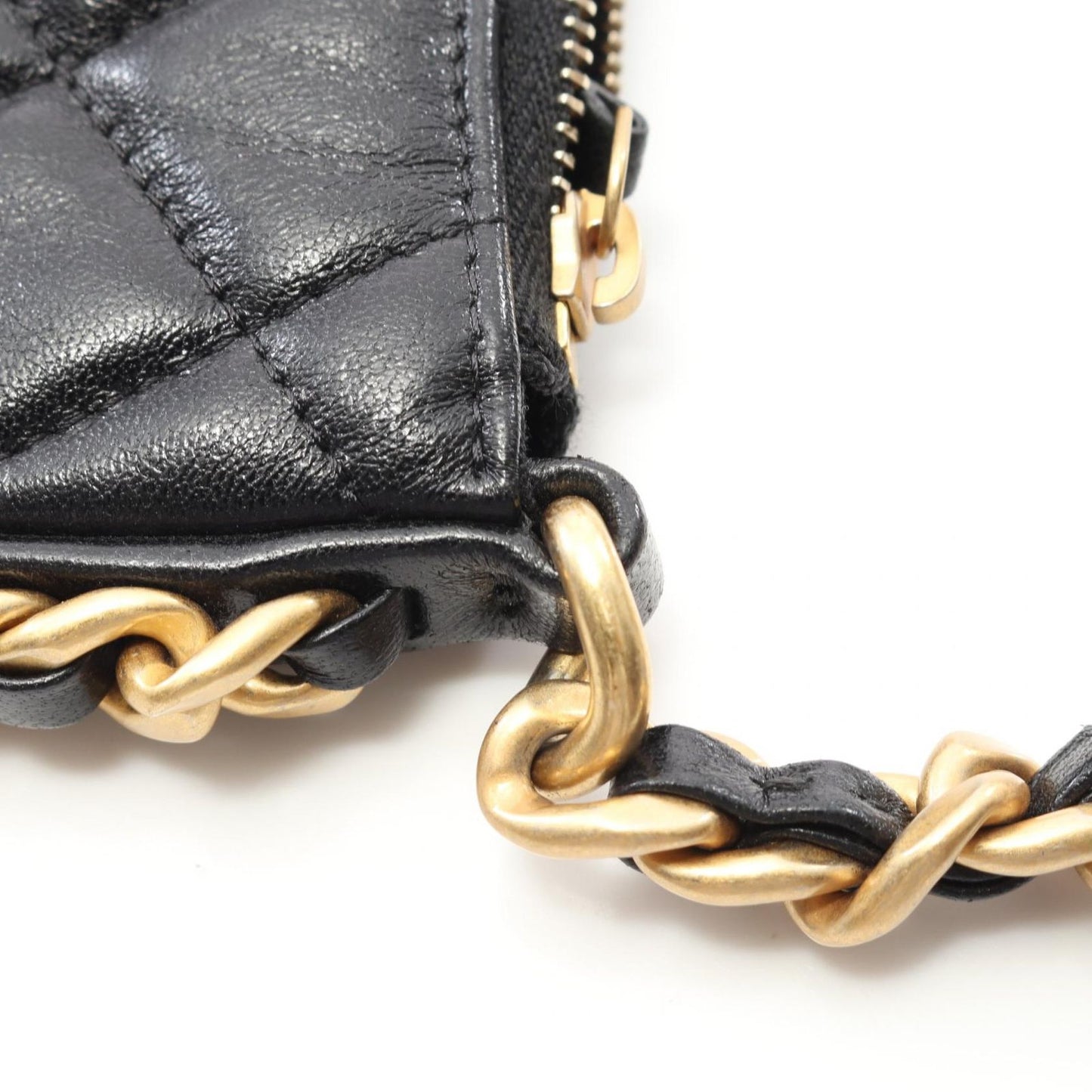 CHANEL Matelassé Black Lambskin Handbag - Timeless Elegance