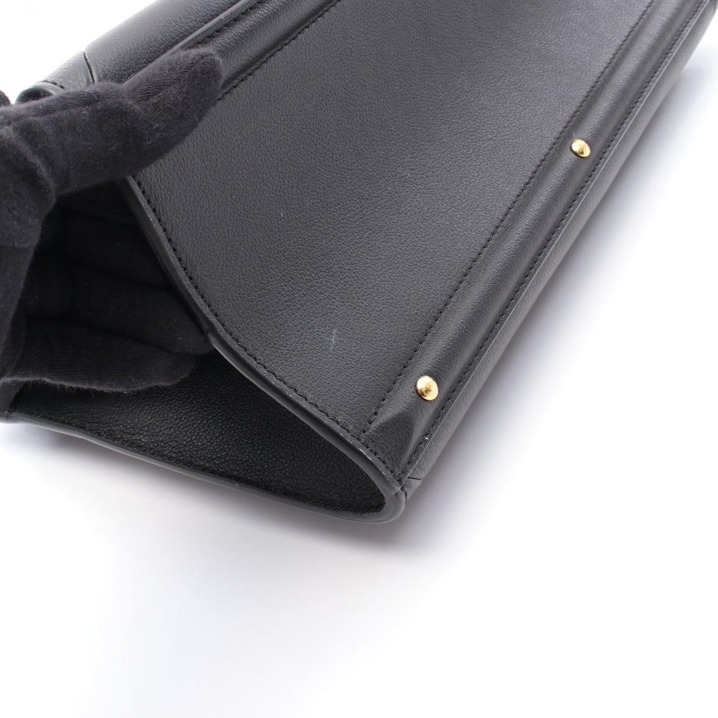 Louis Vuitton Steamer MM Handbag in Noir - Timeless Elegance