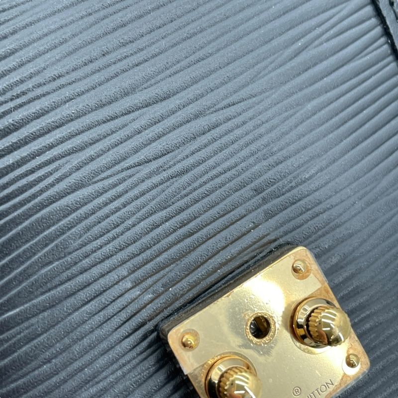 Louis Vuitton Vertical Trunk Chain Shoulder Bag - Noir Epi Leather