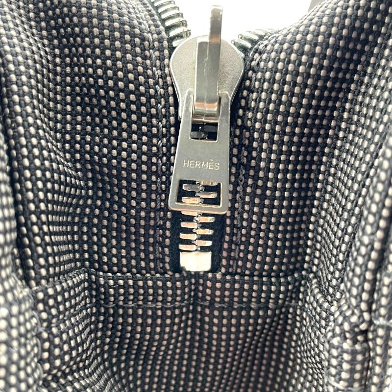 HERMES Aile Line MM Tote in Grey Nylon/Canvas - Unisex Elegance