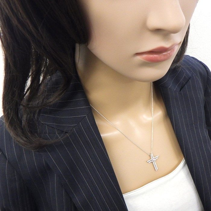 Exquisite Pink Diamond Cross Necklace in K18 White Gold