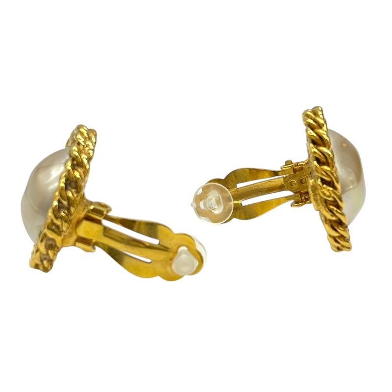 CHANEL Pearl Earrings in Gold - Exquisite Luxury Jewelry