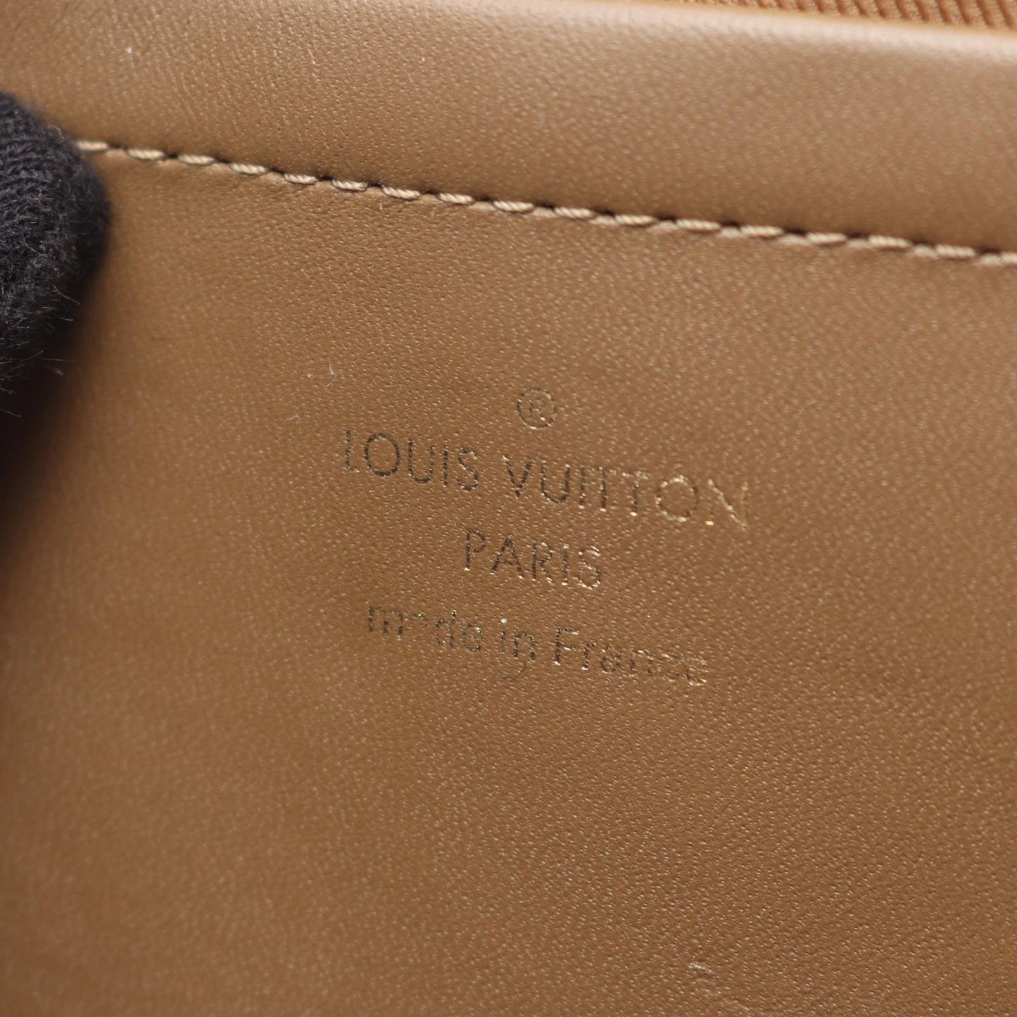 Louis Vuitton Utility Crossbody Monogram Handbag - Timeless Elegance