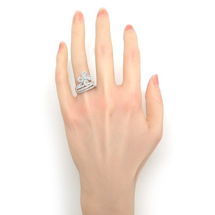 Exquisite Diamond Flower Pave Ring in K18 White Gold - 0.99ct