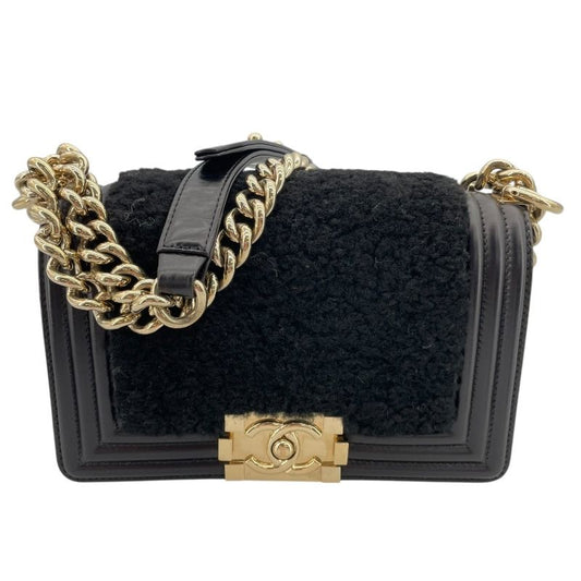 CHANEL Boy Chanel 20 Black Lambskin & Fur Shoulder Bag