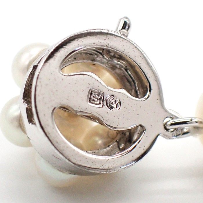 TASAKI Akoya Pearl Necklace & Earring Set - Exquisite Craftsmanship