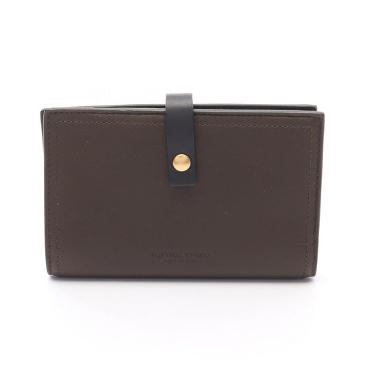 Bottega Veneta Khaki & Black Leather Passport Case - Exquisite Craftsmanship