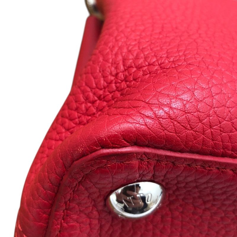 Louis Vuitton Capucines BB Red Leather Shoulder Bag - Exquisite Craftsmanship