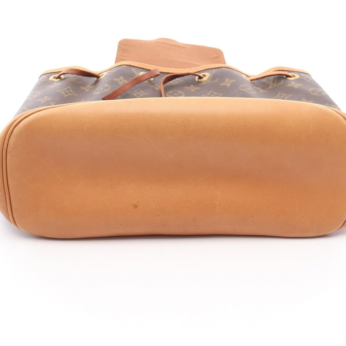 Louis Vuitton Monogram Montsouris MM Backpack - Timeless Elegance