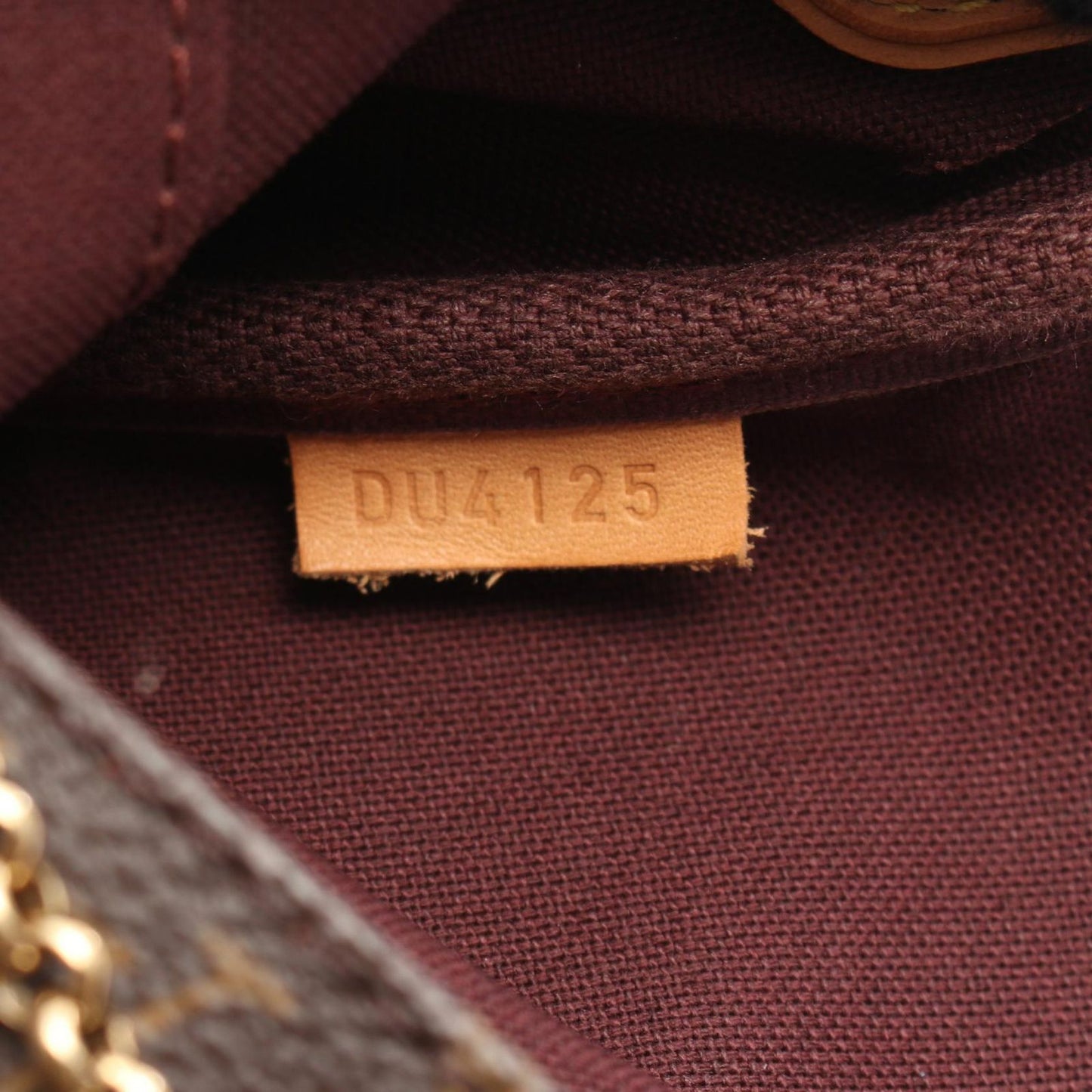 Louis Vuitton Favorite MM Monogram Handbag - Timeless Elegance