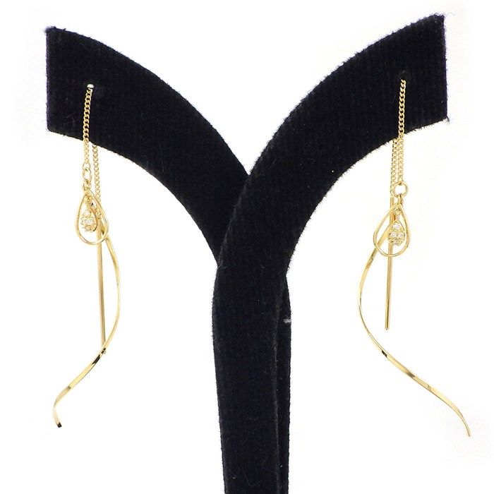 Elegant K18YG Diamond Drop Hook Earrings - Exquisite Craftsmanship