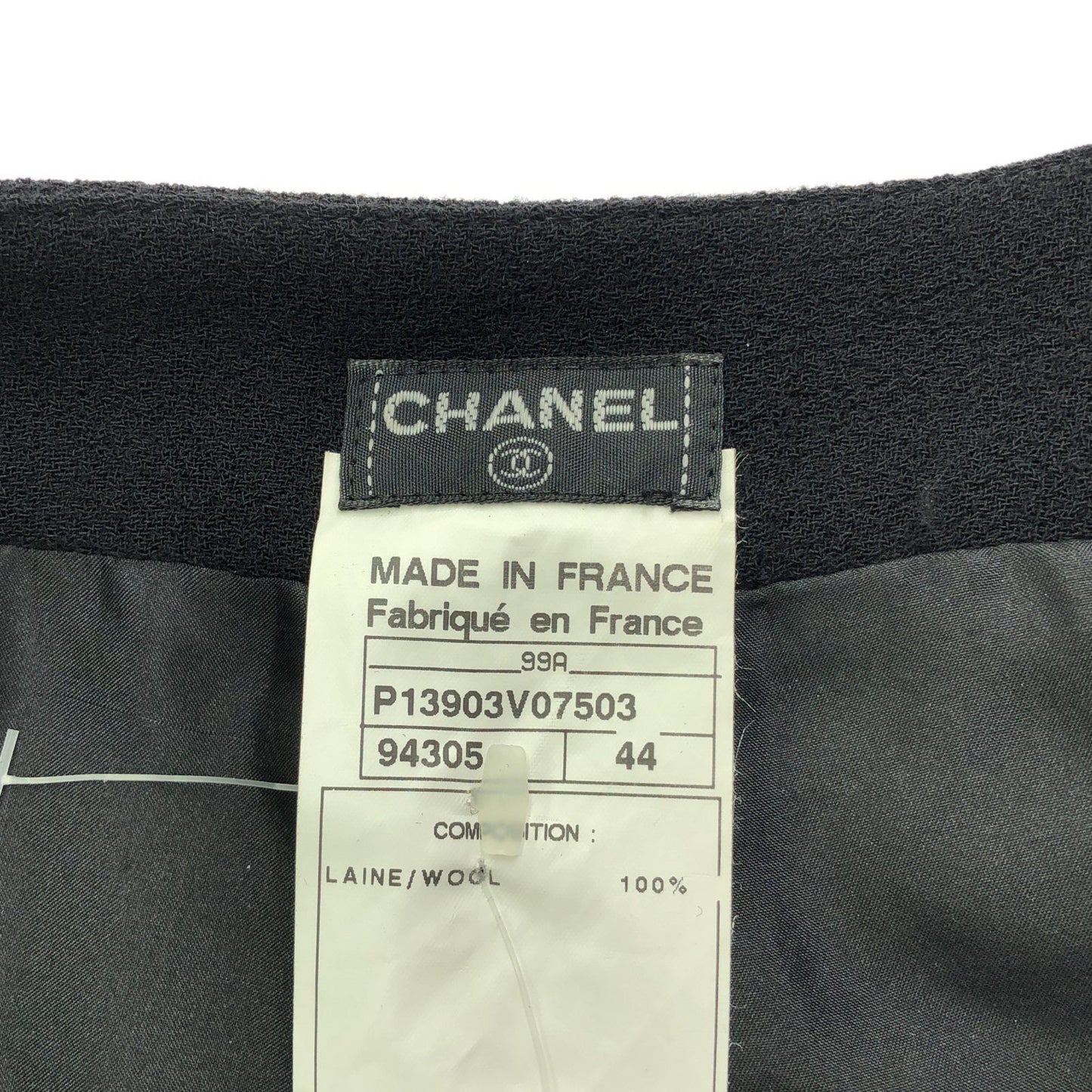 CHANEL Black Wool Pants - Timeless Elegance in Size 44