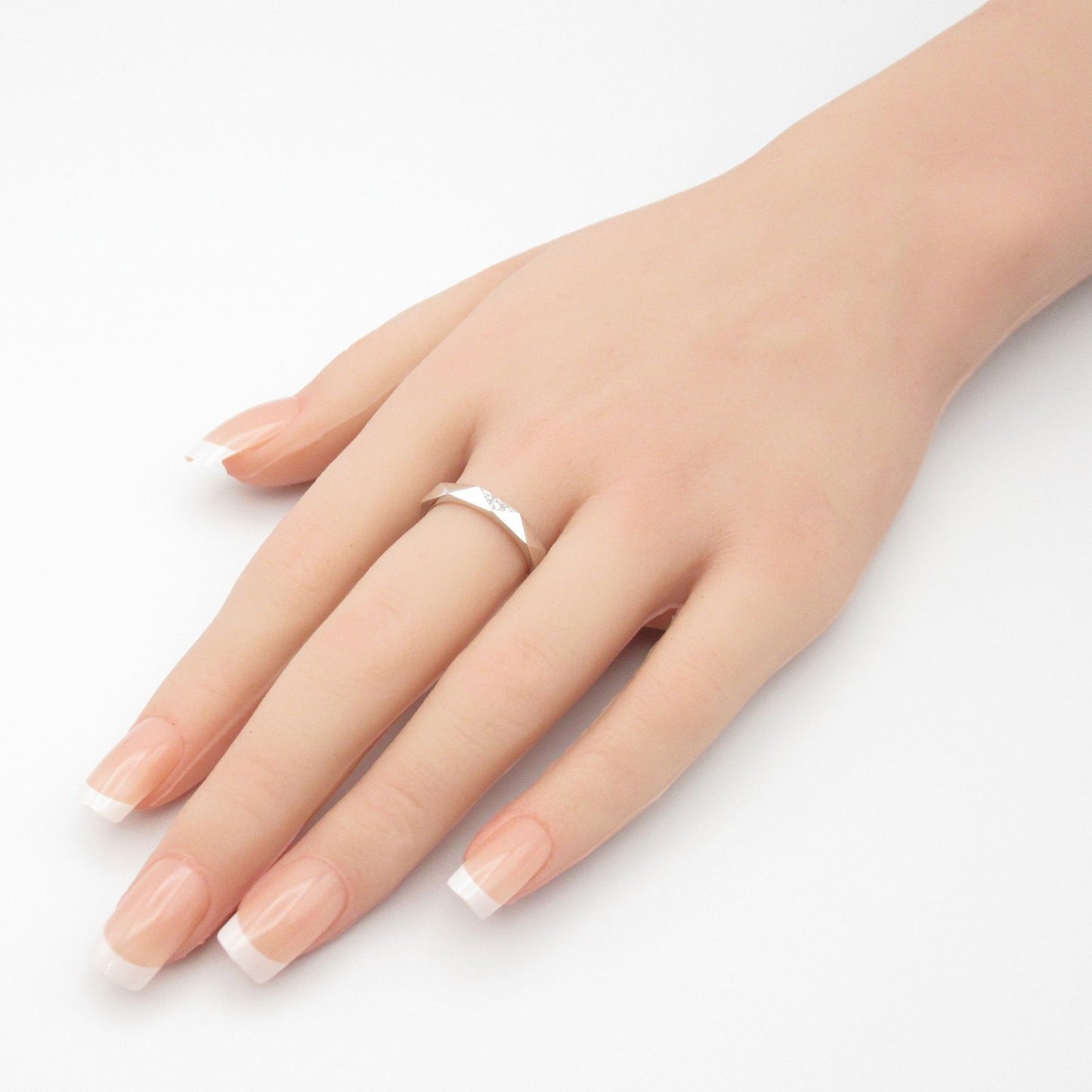 GRAFF Lawrence Graff Signature Diamond Ring in 18K White Gold